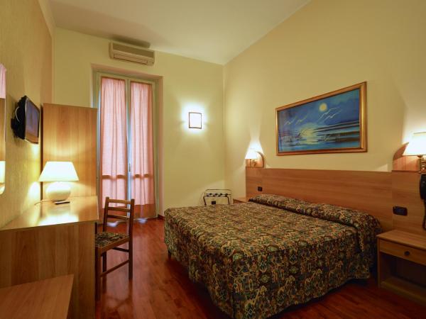 Hotel Eden : photo 4 de la chambre chambre double