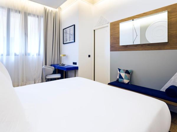 One Shot Fortuny 07 : photo 2 de la chambre chambre double ou lits jumeaux standard