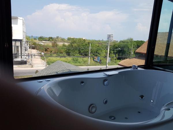 Whale Hua Hin - SHA Plus : photo 4 de la chambre suite 2 chambres avec baignoire spa