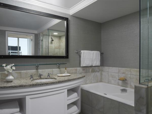 Four Seasons Hotel San Francisco : photo 3 de la chambre chambre lit king-size premier