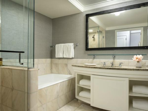 Four Seasons Hotel San Francisco : photo 6 de la chambre suite supérieure lit king-size