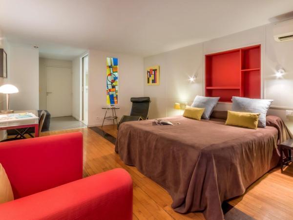 Hotel le Corbusier : photo 1 de la chambre chambre double de luxe avec balcon - vue sur parc