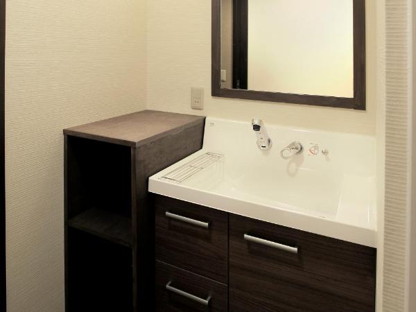 Kiyomizuan 清水庵 車庫2台可 ビフォアアフターの匠 坂田基禎さん改築の京町家 : photo 4 de la chambre maison 4 chambres