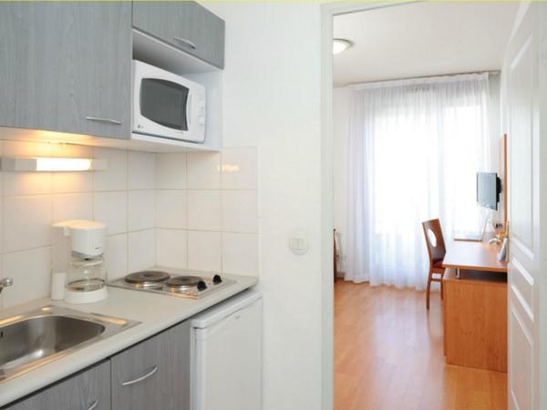 Séjours & Affaires Lyon Park Lane : photo 4 de la chambre studio (2 adultes)