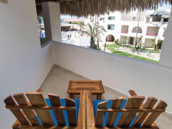 Grand Decameron Los Cabos, A Trademark All-Inclusive Resort : photo 6 de la chambre chambre double