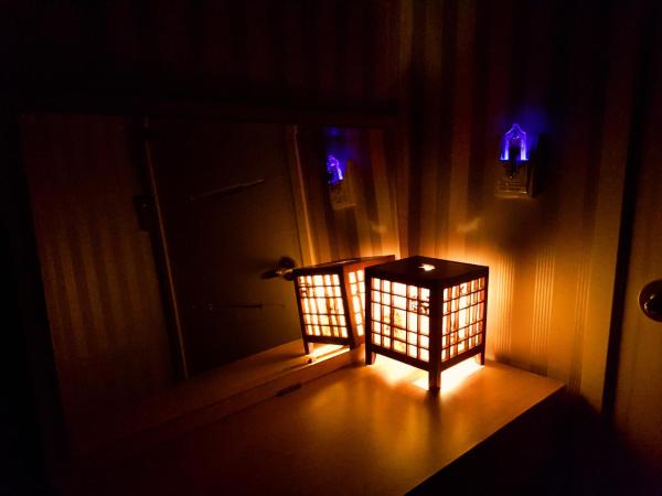 Mama Guesthouse Myeongdong : photo 6 de la chambre chambre double avec salle de bains privative