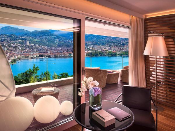 The View Lugano : photo 6 de la chambre suite junior avec balcon - vue sur lac