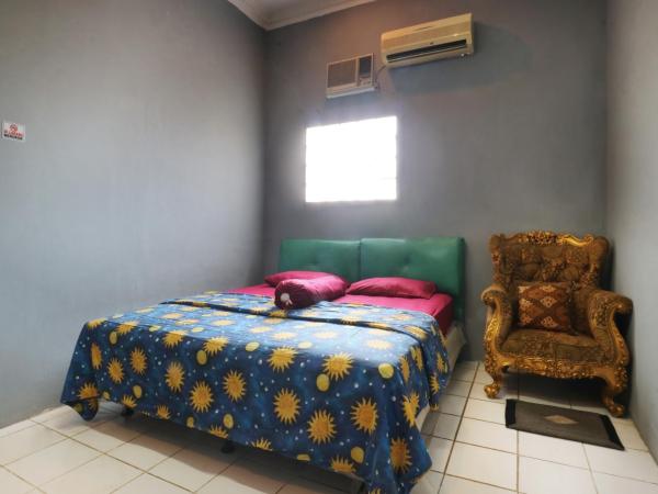 Villa Sri Manganti : photo 4 de la chambre chambre double standard avec salle de bains commune