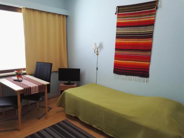 Guesthouse Outa : photo 4 de la chambre chambre lits jumeaux avec toilettes communes