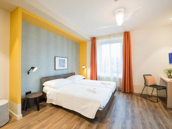Hotel Pestalozzi Lugano : photo 3 de la chambre chambre double ou lits jumeaux moderne