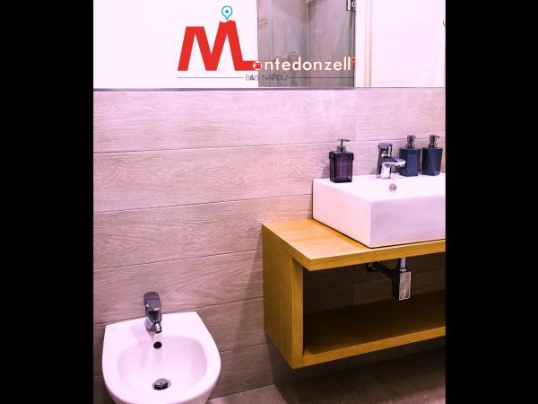 Montedonzelli B&B : photo 8 de la chambre chambre double confort avec balcon