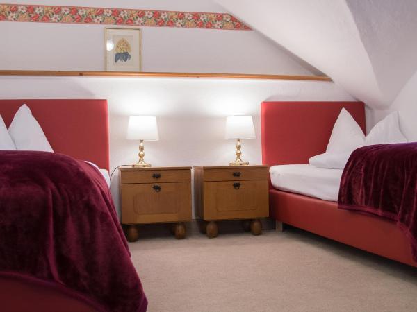 Hotel Grünwalderhof : photo 4 de la chambre chambre familiale (2 adultes et 2 enfants)