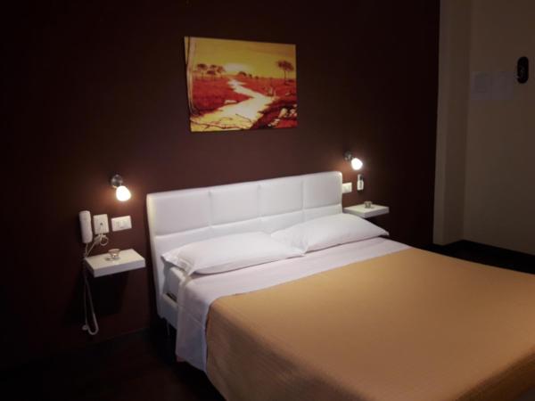 Dolci Ricordi : photo 8 de la chambre chambre lit king-size avec balcon