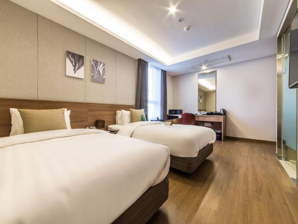 WD Hotel : photo 4 de la chambre chambre lits jumeaux standard