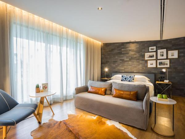 Ad Lib Hotel Bangkok : photo 6 de la chambre suite premier avec terrasse