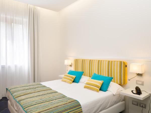 Hotel Nice : photo 3 de la chambre chambre deluxe double ou lits jumeaux