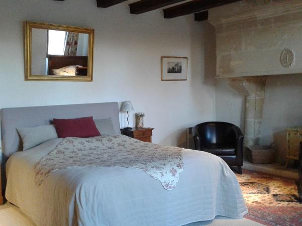 Le Petit Hureau : photo 8 de la chambre chambre triple dans la tour (1er Étage)