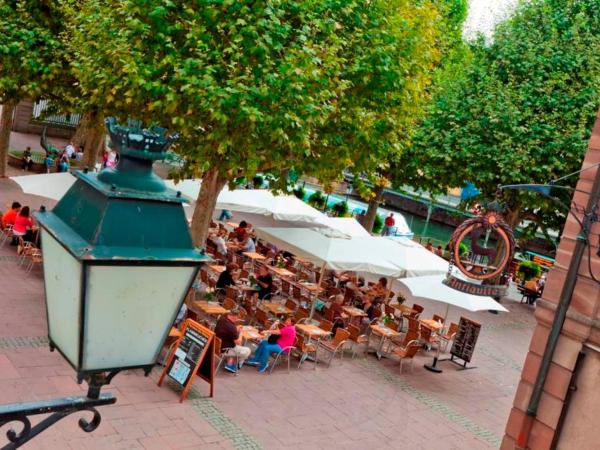 Hotel des Arts - Centre Cathédrale : photo 8 de la chambre chambre triple classique