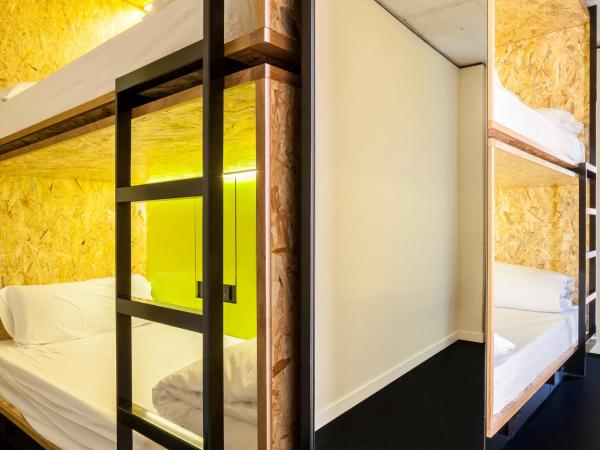 Bastardo Hostel : photo 8 de la chambre lit dans dortoir mixte de 6 lits
