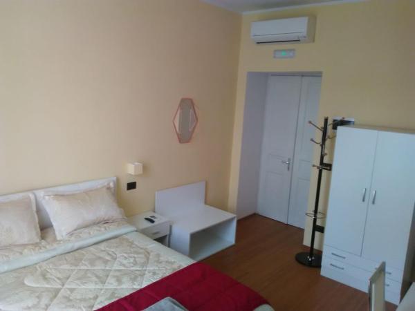 Flaneur : photo 2 de la chambre chambre familiale - bâtiment séparé