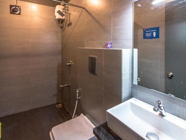 Backpacker Cowies : photo 9 de la chambre dortoir mixte de 6 lits avec salle de bains privative 