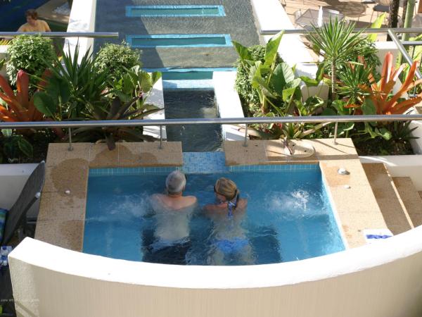 Port Douglas Peninsula Boutique Hotel - Adults Only Haven : photo 6 de la chambre pool view suite - free wifi & parking