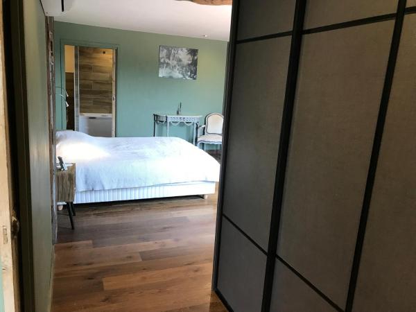 Maranatha Résidence avec plage privée, piscine chauffée : photo 2 de la chambre appartement - vue sur mer - lodge