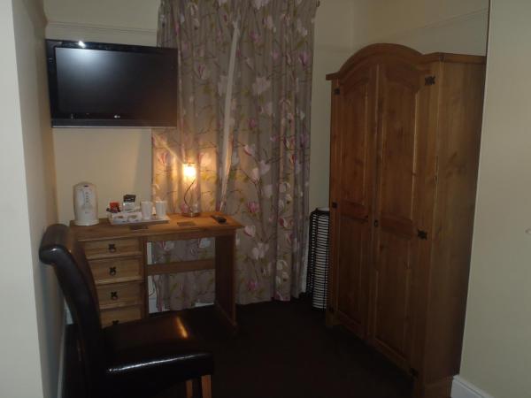 Gillygate Guest House : photo 4 de la chambre chambre lit king-size