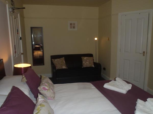 Gillygate Guest House : photo 5 de la chambre chambre lit king-size