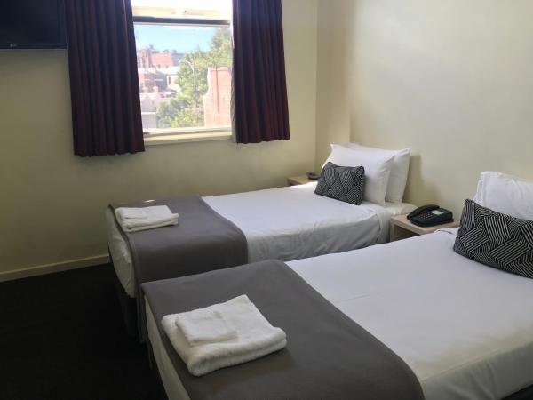 Miami Hotel Melbourne : photo 3 de la chambre chambre lits jumeaux