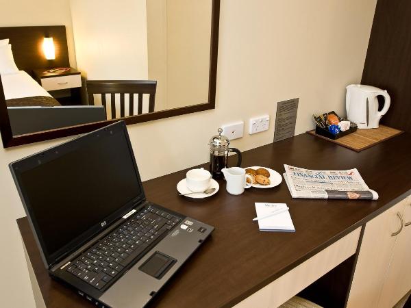 175 Hotel Westmead : photo 2 de la chambre chambre lit queen-size 