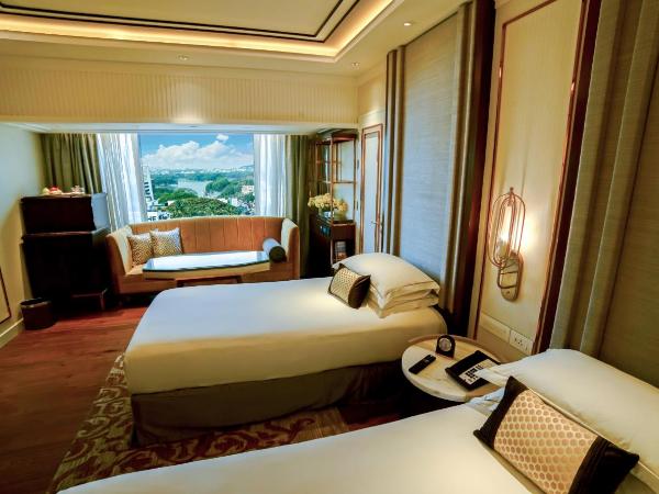 Taj MG Road Bengaluru : photo 3 de la chambre chambre lits jumeaux deluxe - vue sur lac