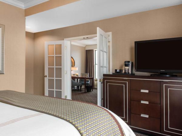 Omni Severin Hotel : photo 3 de la chambre suite lit king-size severin