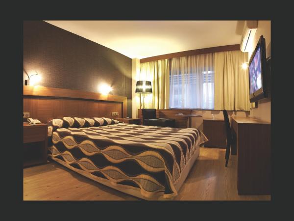 Susuzlu Hotel : photo 2 de la chambre chambre double