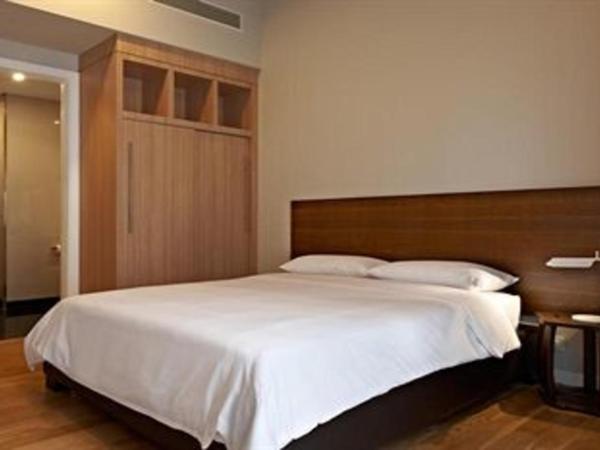 E&O Residences Kuala Lumpur : photo 3 de la chambre suite 2 chambres - Étage supérieur - vue sur tour kl