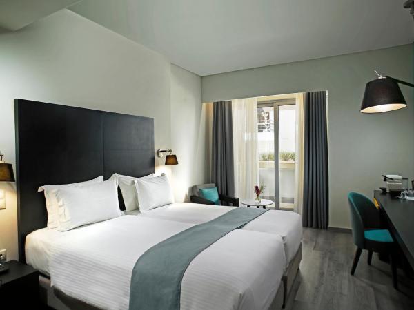 Hotel Lozenge : photo 8 de la chambre chambre double ou lits jumeaux avec balcon