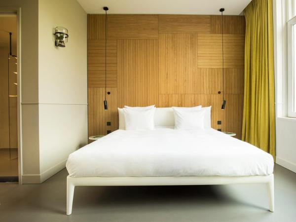 Conscious Hotel Westerpark : photo 1 de la chambre grande chambre double super lit king-size