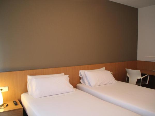 Hostal Abodi : photo 1 de la chambre chambre double ou lits jumeaux