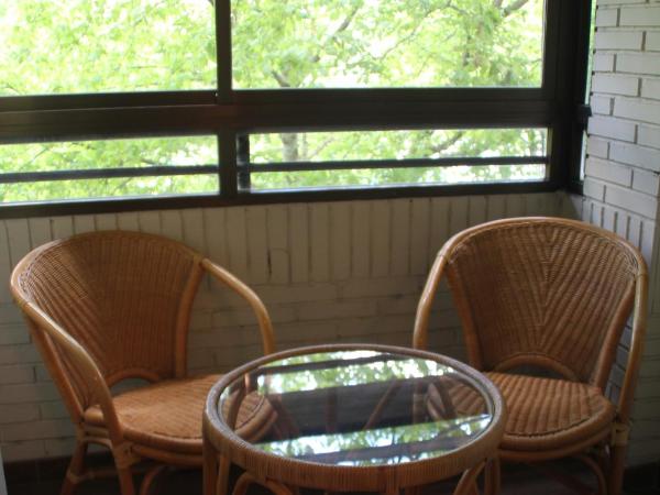 Hostal Abodi : photo 10 de la chambre chambre double ou lits jumeaux