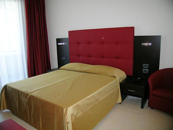 Terminal Palace & SPA : photo 6 de la chambre chambre double supérieure avec accès au spa - vue sur mer