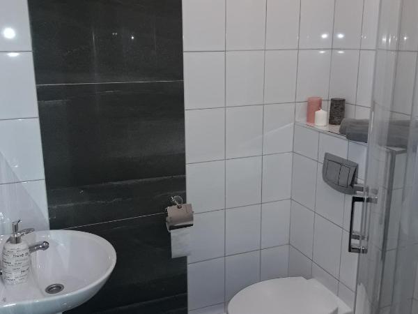 Cracow Central Aparthotel : photo 4 de la chambre chambre lit king-size deluxe