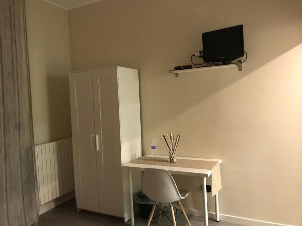 Raya 28 : photo 5 de la chambre chambre double avec salle de bains privative