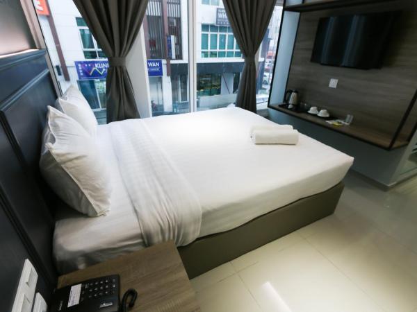 Hotel 99 Sri Petaling (Bukit Jalil) : photo 4 de la chambre chambre lit queen-size standard avec fenêtre