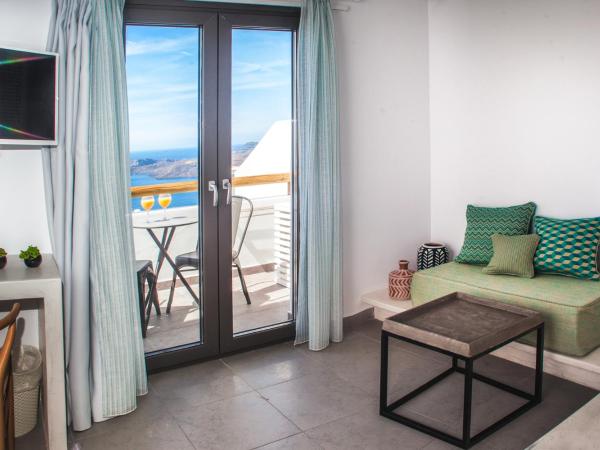 Amity Suites - Adults Only : photo 7 de la chambre chambre double ou lits jumeaux supérieure - vue sur mer