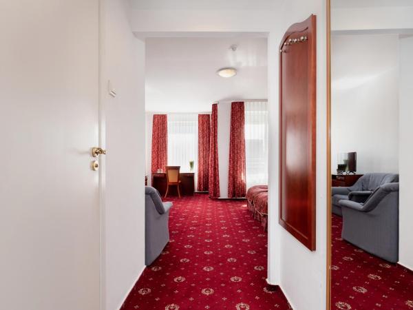 Aparthotel Etna : photo 2 de la chambre chambre quadruple Économique