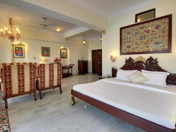 Lake Pichola Hotel : photo 4 de la chambre suite avec vue sur lac 