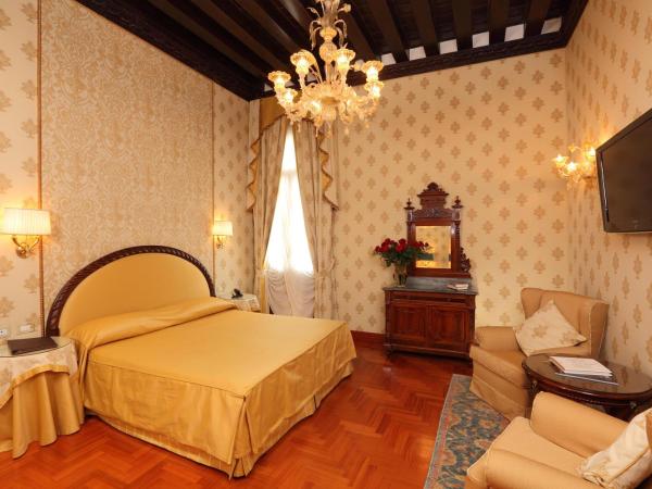 Hotel Palazzo Stern : photo 1 de la chambre chambre double ou lits jumeaux deluxe - vue sur grand canal