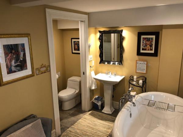 Robert Porter House Inn : photo 9 de la chambre suite lit queen-size