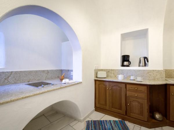 Chelidonia Traditional Villas : photo 5 de la chambre villa romantique - vue sur caldeira