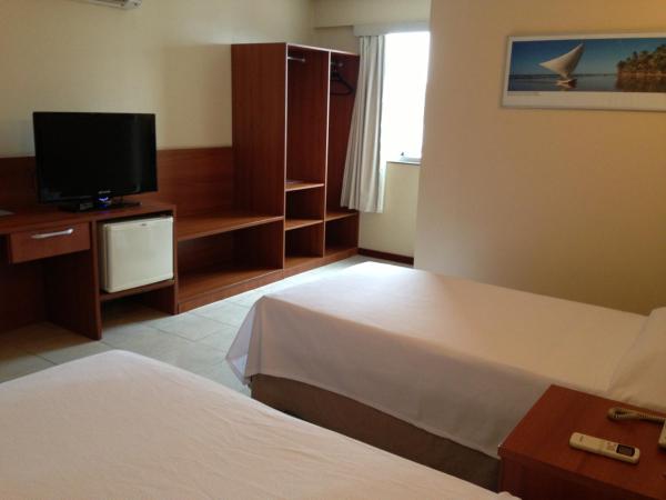 Costa do Mar Hotel : photo 4 de la chambre chambre triple deluxe